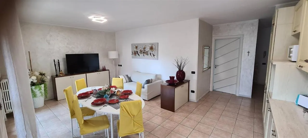 Casa Vacanza Peonia Villongo Apartment